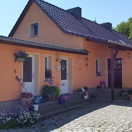 In Mit Grossem Garten
